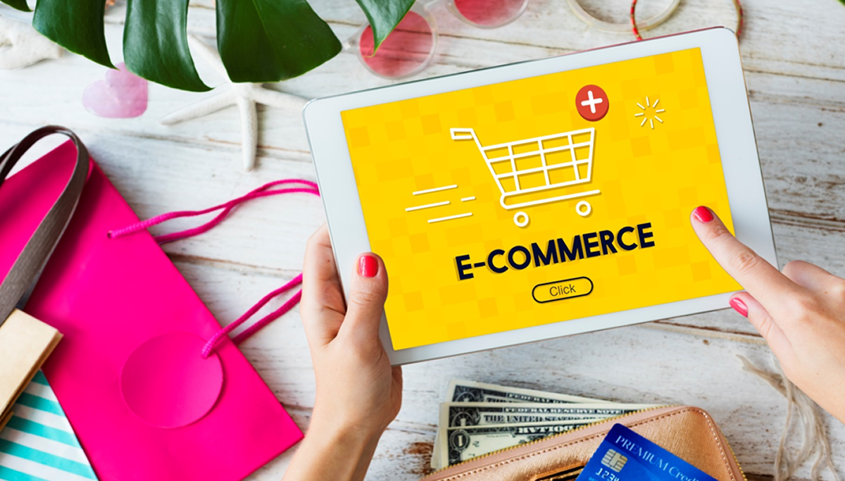 E-commerce development trends 2026 AI personalization mobile commerce headless payments SEO